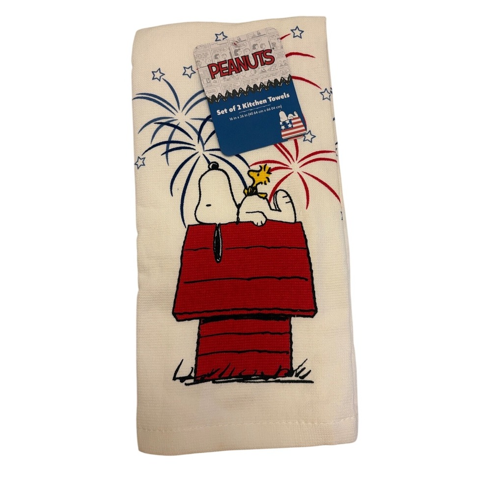 Peanuts Snoopy & Woodstock Red Doghouse Kitchen Towel - Set of 2